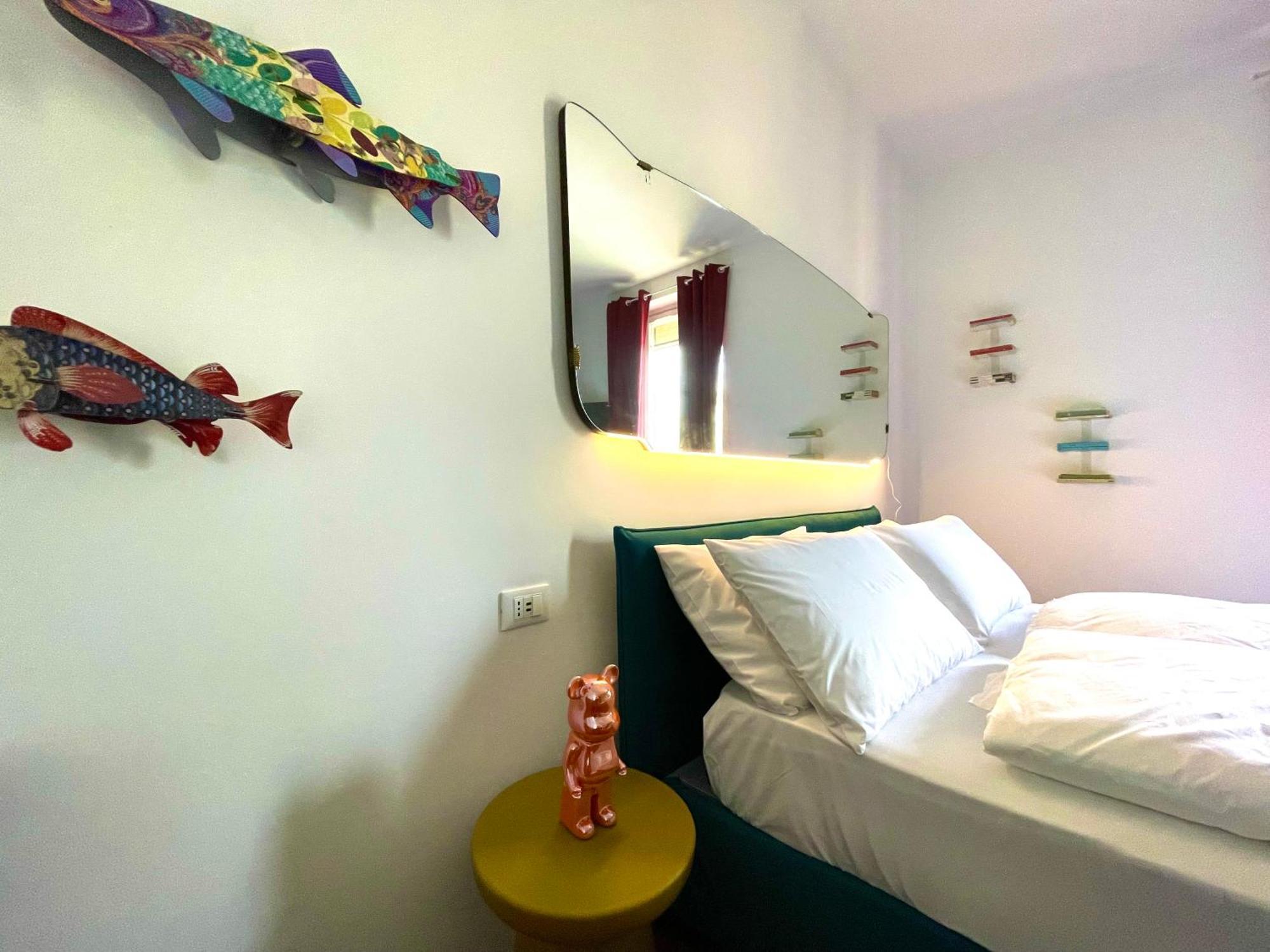 149 Borgo Ticino Suite Attico Di Lusso Con Terrazzo E Parking Privato Pavia Bagian luar foto